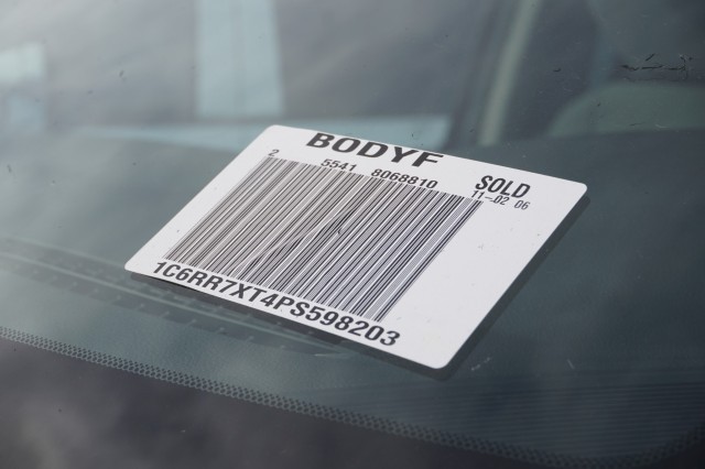 Vehicle image 6 of 33