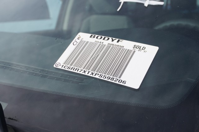 Vehicle image 6 of 33