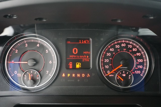 Vehicle image 27 of 33