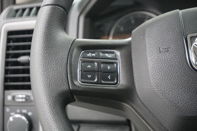 Vehicle image 24 of 33