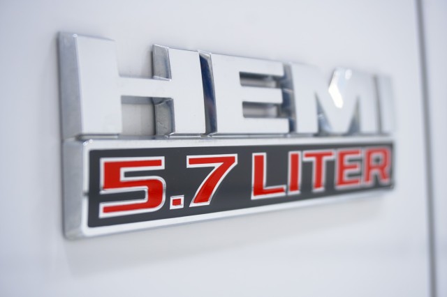 Vehicle image 12 of 33