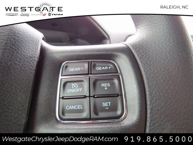 Vehicle image 21 of 30