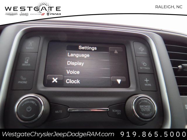 Vehicle image 28 of 30