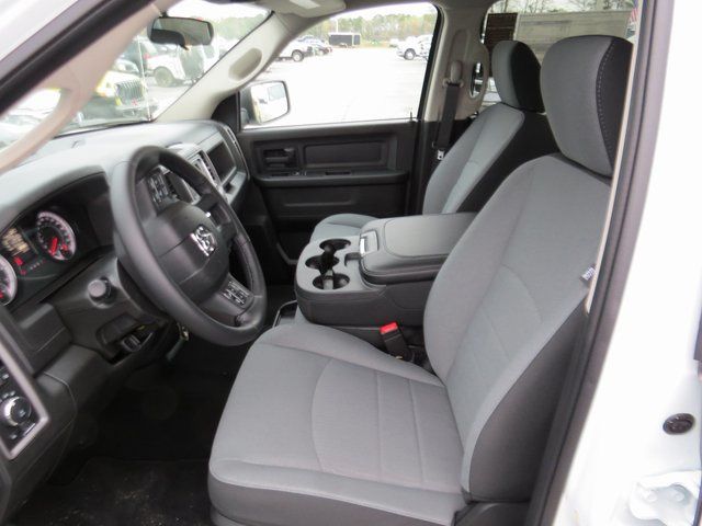 Vehicle image 15 of 31