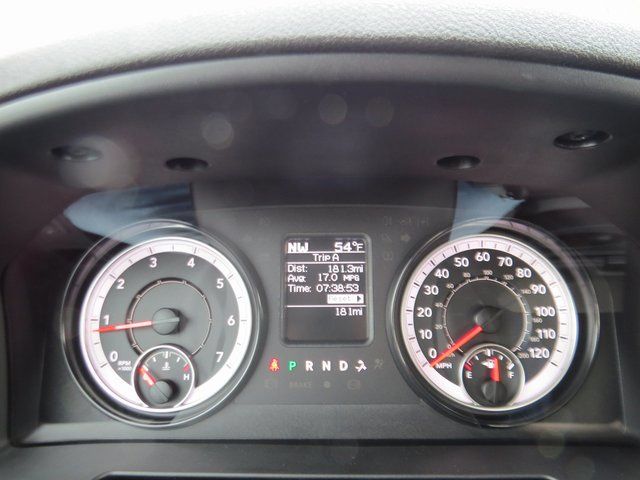 Vehicle image 23 of 31