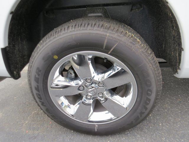 Vehicle image 11 of 31