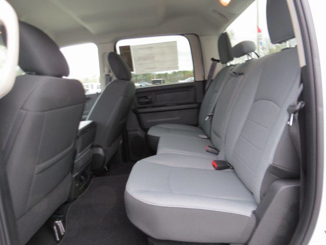 Vehicle image 14 of 31