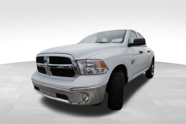 Vehicle image 2 of 31