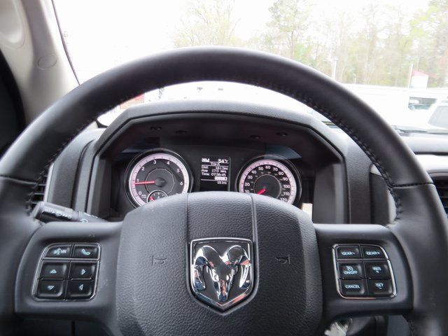 Vehicle image 20 of 31