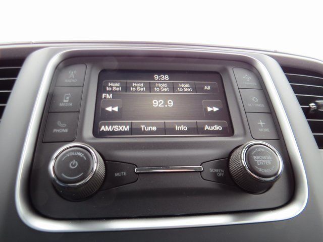 Vehicle image 27 of 31