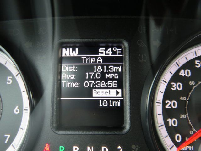 Vehicle image 24 of 31