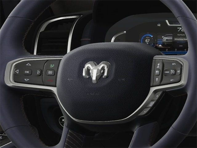 Vehicle image 21 of 24
