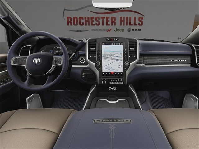 Vehicle image 17 of 24