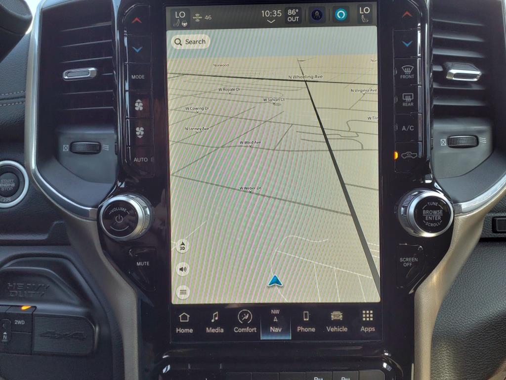 Vehicle image 22 of 33