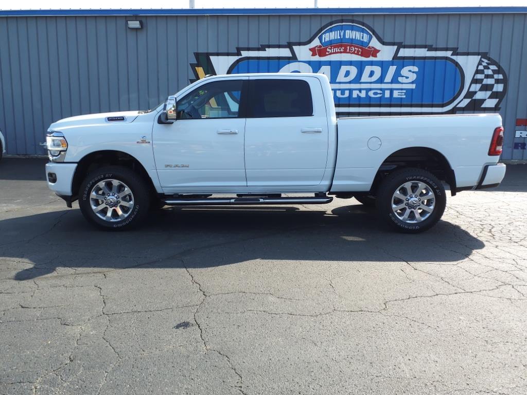 Vehicle image 8 of 33