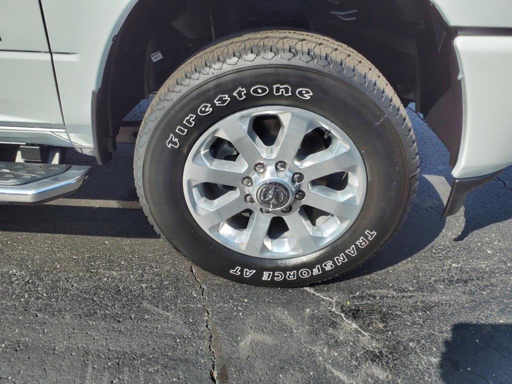 Vehicle image 33 of 33
