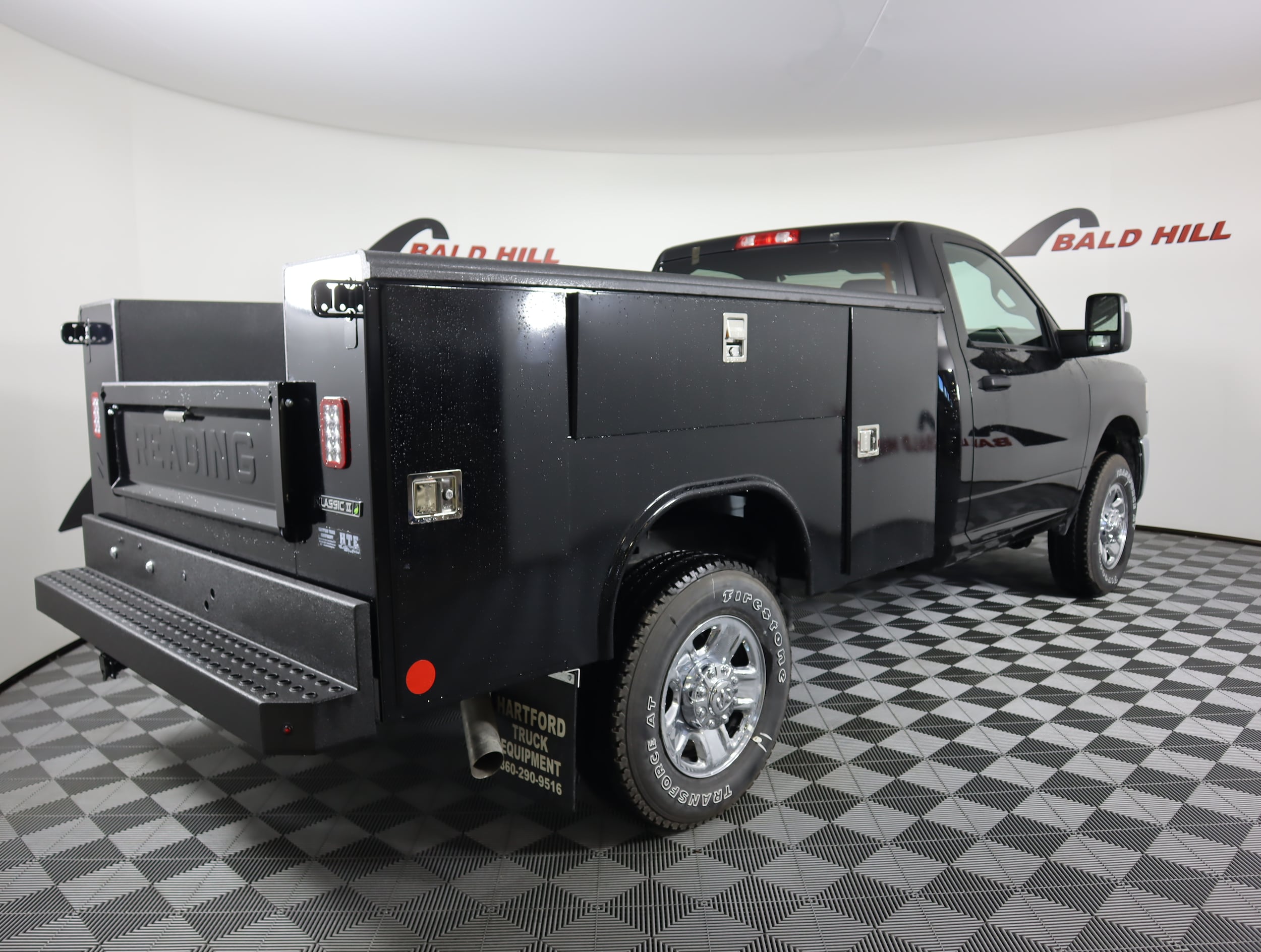Vehicle image 5 of 12