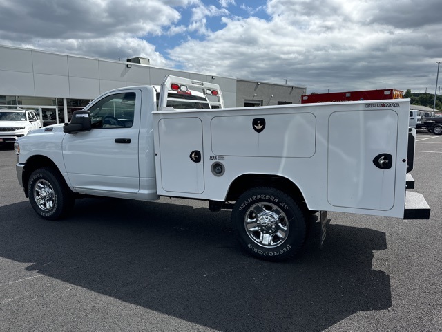 Vehicle image 5 of 19