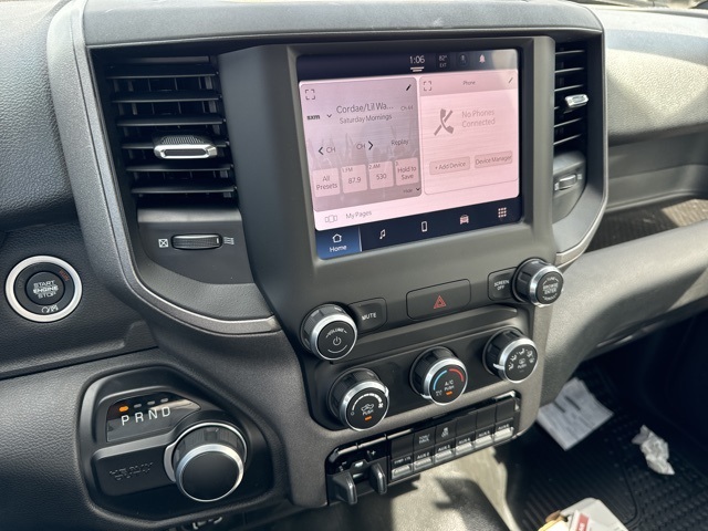 Vehicle image 12 of 19