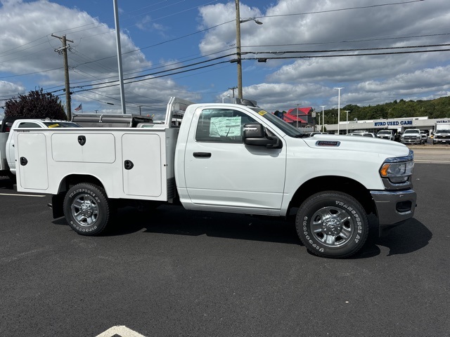Vehicle image 2 of 19
