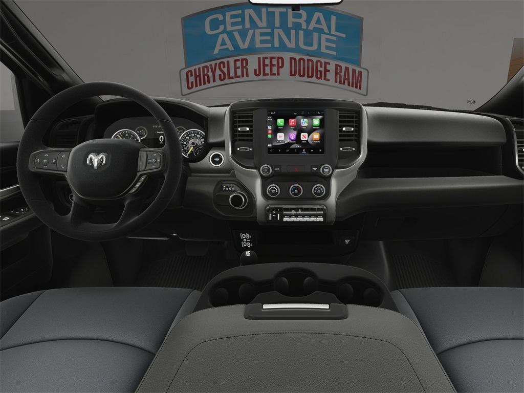 Vehicle image 17 of 24