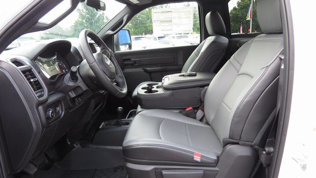 Vehicle image 12 of 21