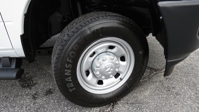 Vehicle image 9 of 21