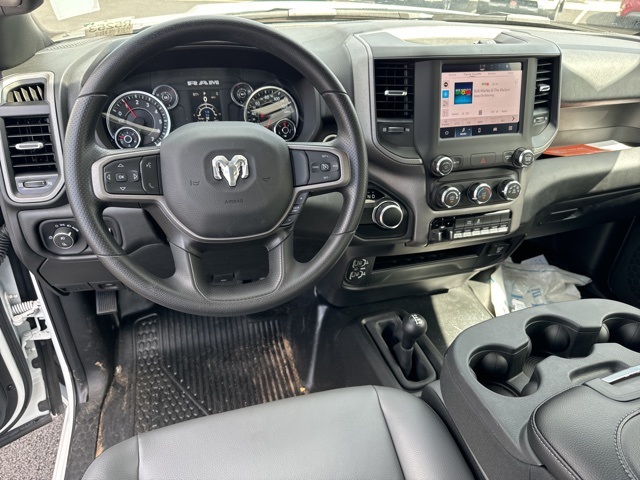 Vehicle image 11 of 20