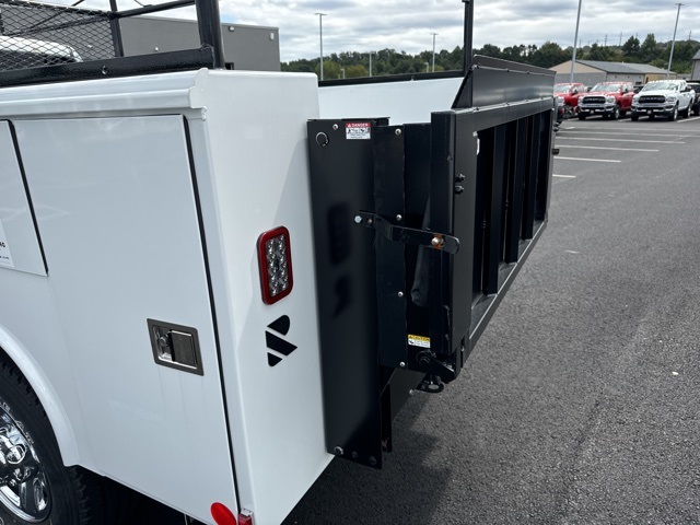 Vehicle image 9 of 20