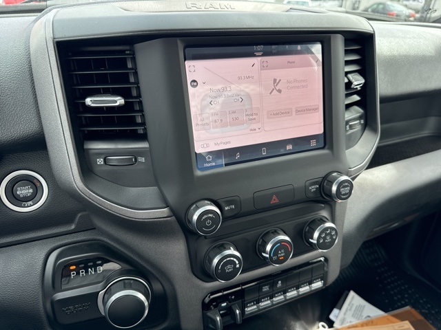 Vehicle image 13 of 20