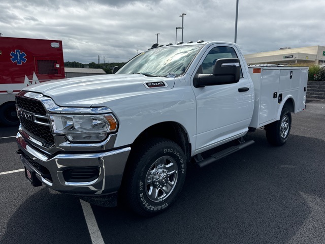 Vehicle image 6 of 18