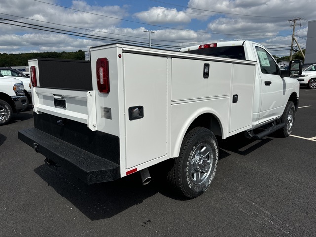 Vehicle image 3 of 18