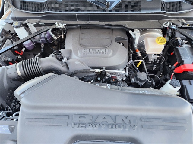 Vehicle image 22 of 25