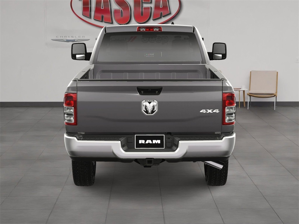 Vehicle image 8 of 34