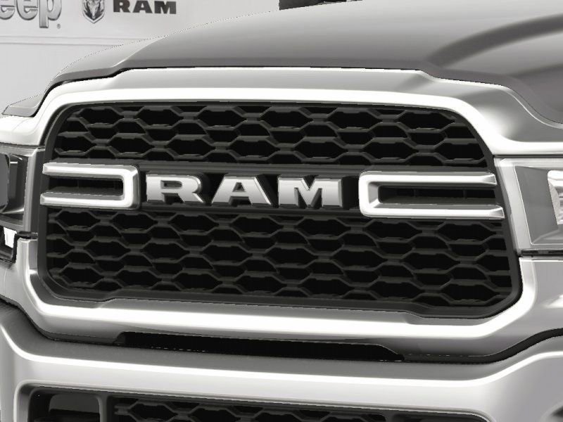 Vehicle image 14 of 34
