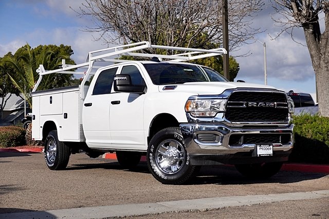 Vehicle image 5 of 48