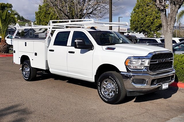 Vehicle image 3 of 48