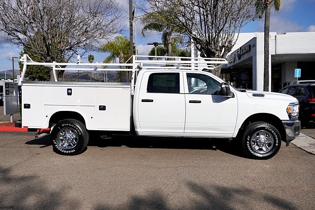 Vehicle image 6 of 48