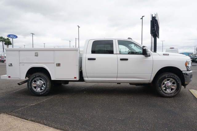 Vehicle image 3 of 34