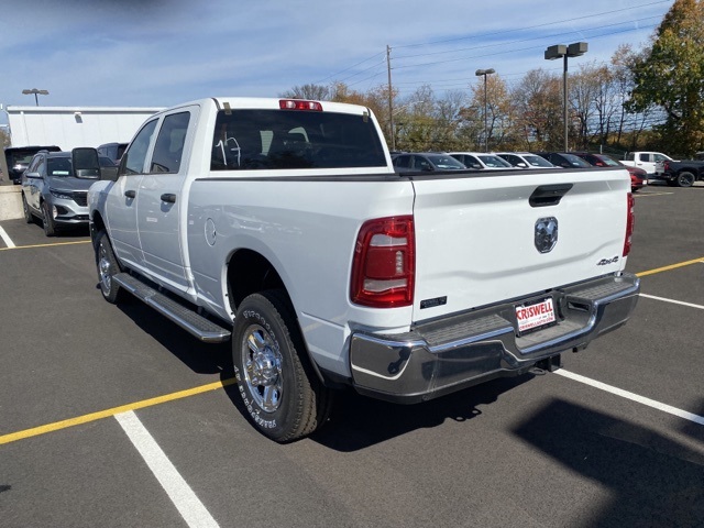 Vehicle image 8 of 35