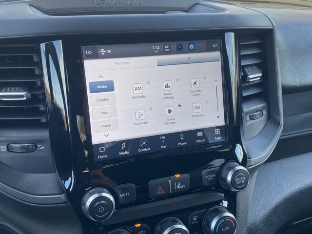 Vehicle image 20 of 35