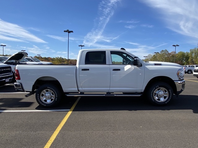 Vehicle image 7 of 35