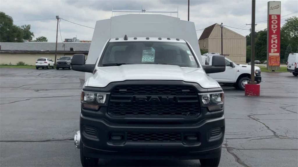 Vehicle image 2 of 23