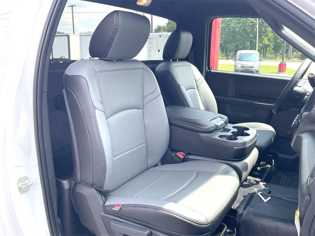 Vehicle image 22 of 23