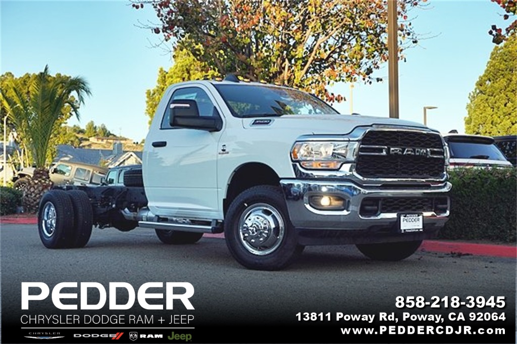 Vehicle image 5 of 41
