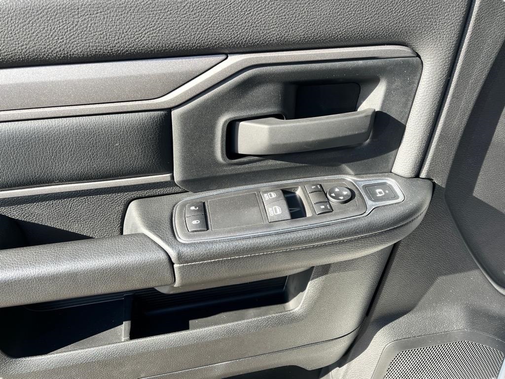2023 Ram 3500 Tradesman Image 15 of 24