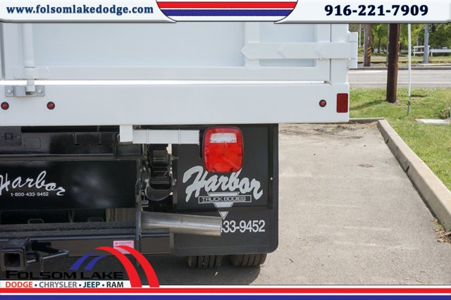 Vehicle image 7 of 23