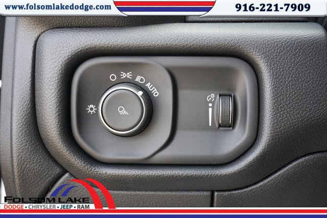 Vehicle image 23 of 23