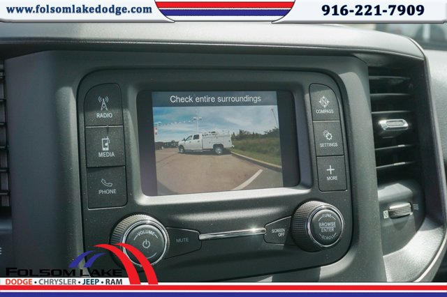 Vehicle image 20 of 23