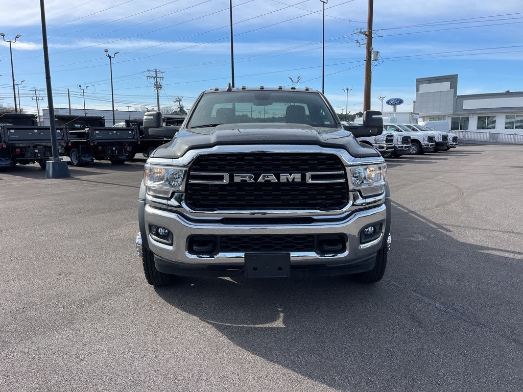 Vehicle image 3 of 24